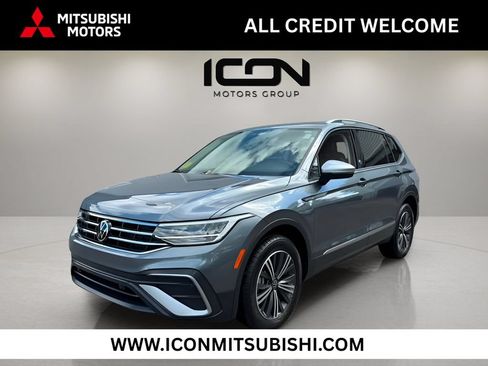 Used 2024 Volkswagen Tiguan Wolfsburg Edition AWD/4WD image 1