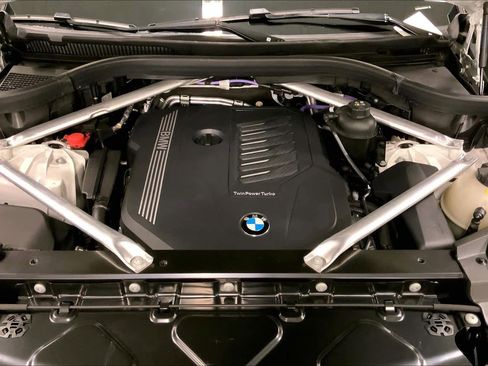 Used 2023 BMW X5 xDrive40i w/ Parking Assistance Package image 30