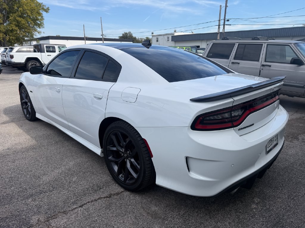 Used 2023 Dodge Charger R/T w/ Plus Group RWD image 8