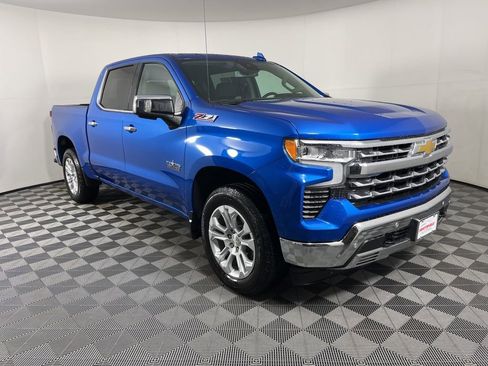Used 2022 Chevrolet Silverado 1500 LTZ w/ LTZ Convenience Package II AWD/4WD image 6