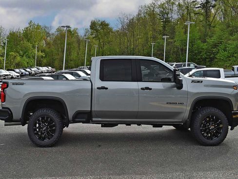 New 2026 Chevrolet Silverado 2500 LT w/ Trail Boss Package AWD/4WD image 6