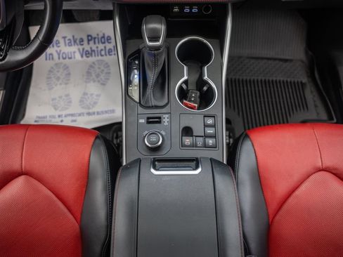 Used 2023 Toyota Highlander XSE AWD/4WD image 31