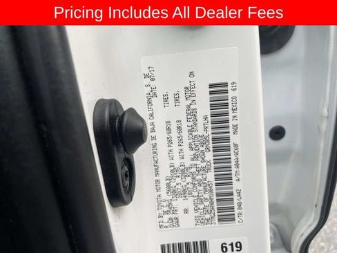 Used 2017 Toyota Tacoma Limited w/ Tow Package AWD/4WD image 38