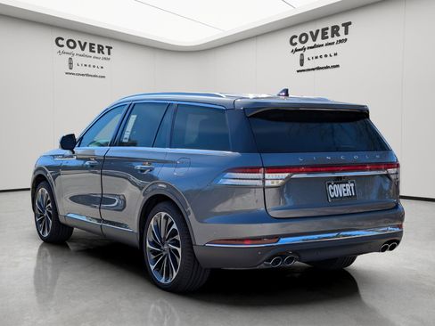 New 2024 Lincoln Aviator Reserve w/ Equipment Group 201A image 6