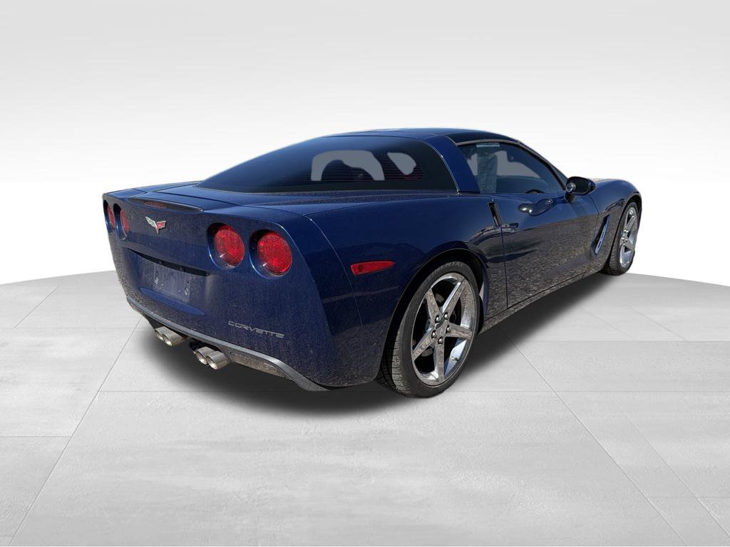 Used 2005 Chevrolet Corvette Coupe w/ Preferred Equipment Group RWD image 7