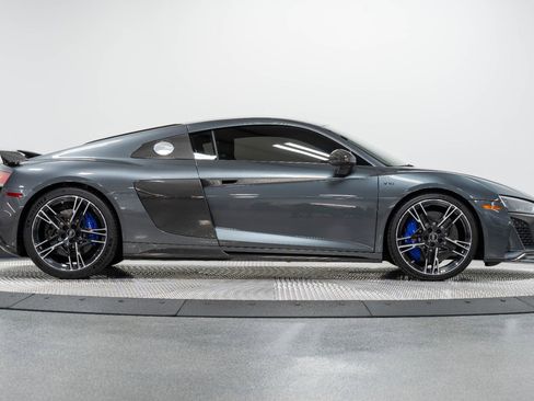 Used 2022 Audi R8 V10 performance w/ R8 Performance Design Package image 9