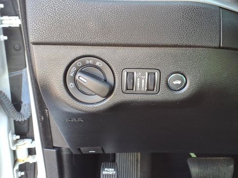 Used 2022 Dodge Charger SXT w/ Blacktop Package image 15