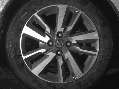 Used 2025 Nissan Versa SV image 13