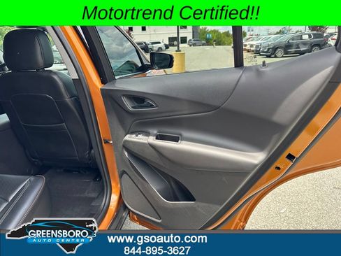 Used 2018 Chevrolet Equinox LT FWD image 19