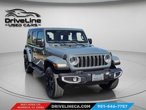 Used 2025 Jeep Wrangler Unlimited Sahara AWD/4WD image 7