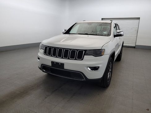 Used 2017 Jeep Grand Cherokee Limited w/ Luxury Group II AWD/4WD image 15