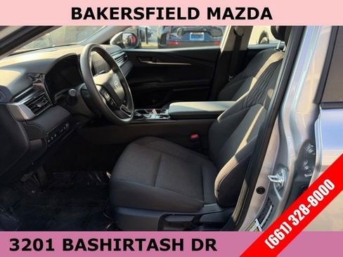 Used 2025 Toyota Camry LE image 9