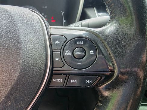 Used 2023 Toyota Corolla XSE FWD image 19
