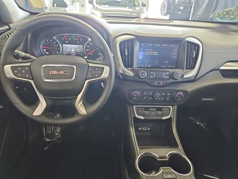 Used 2024 GMC Terrain SLT w/ LPO, 'HIT The Road' Package image 17