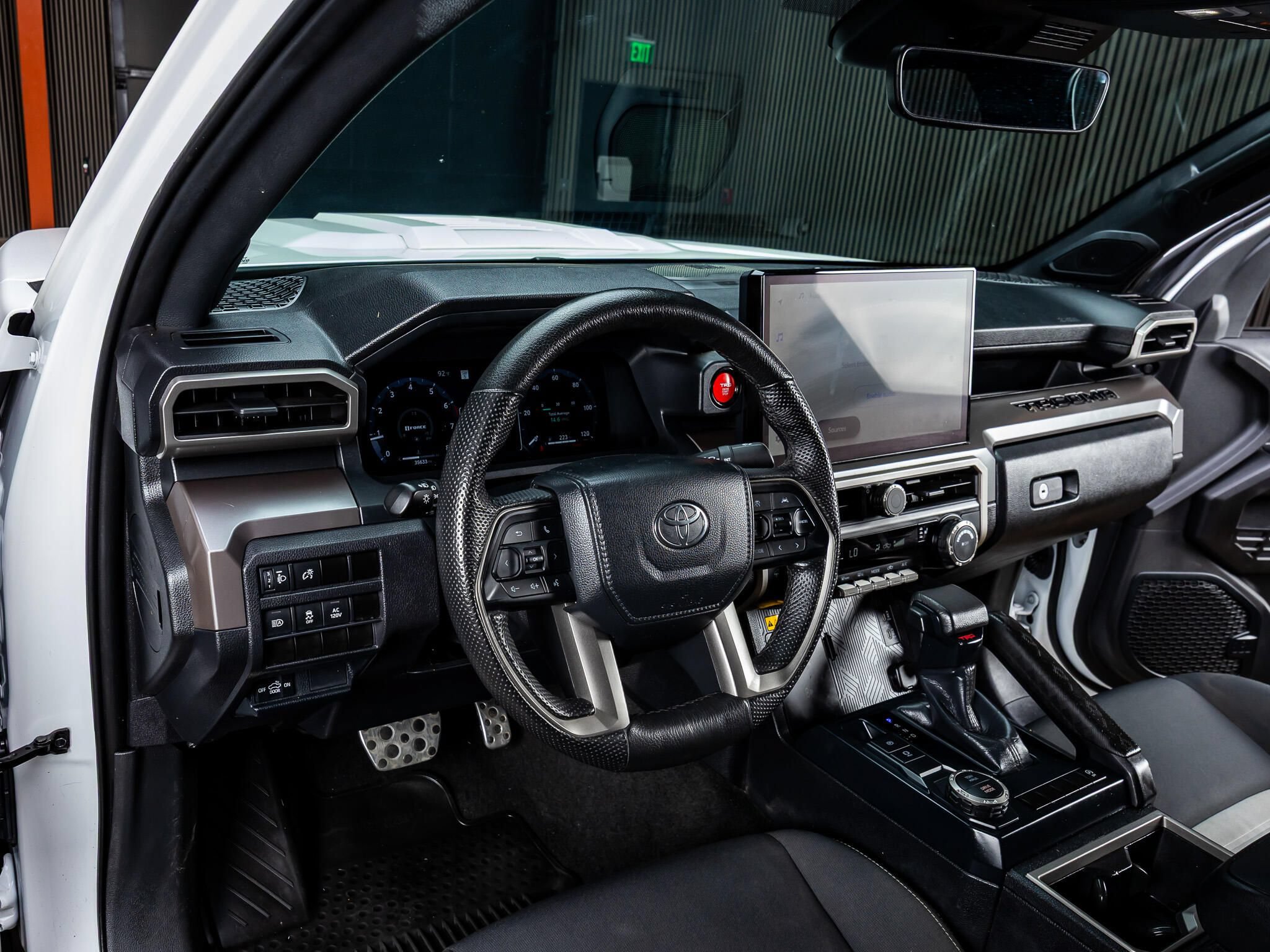 Used 2024 Toyota Tacoma TRD Sport w/ TRD Sport Upgrade Package RWD image 14