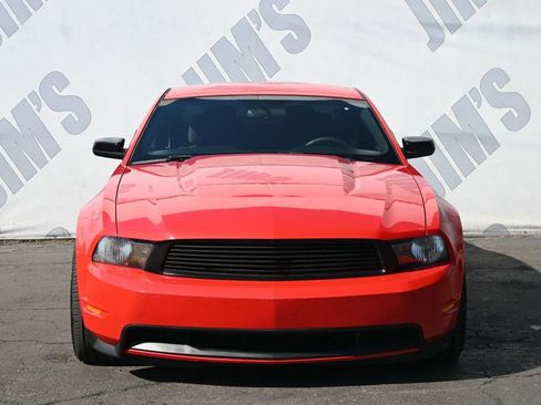 Used 2012 Ford Mustang GT image 2