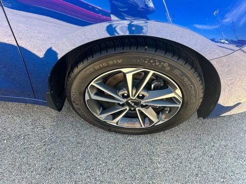 Used 2024 Kia Forte EX FWD image 45