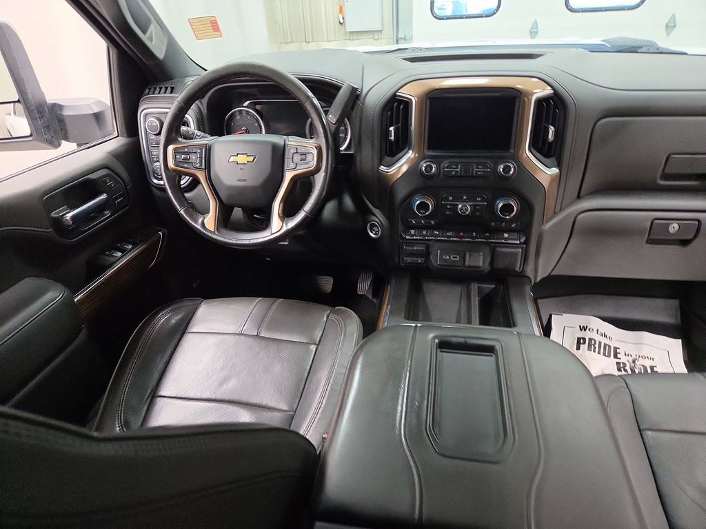 Used 2022 Chevrolet Silverado 2500 High Country AWD/4WD image 11
