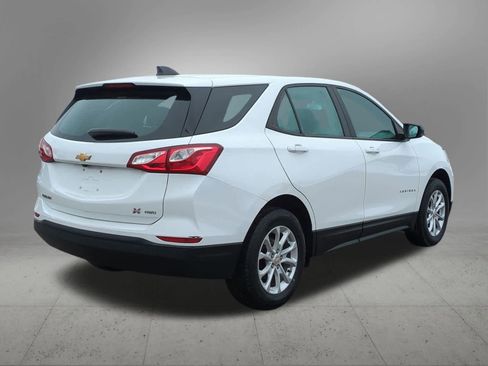 Used 2021 Chevrolet Equinox LS image 6