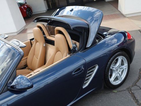 Used 2011 Porsche Boxster image 57