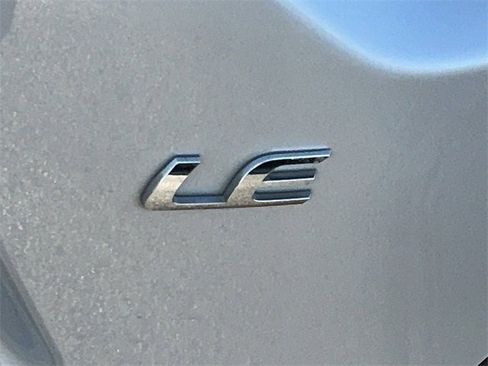 Used 2022 Toyota Corolla LE image 10