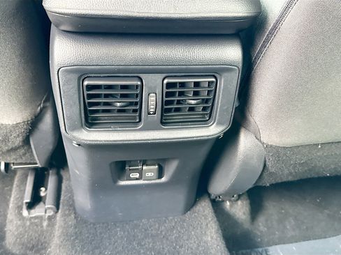 Used 2024 Toyota RAV4 XLE w/ Convenience Package image 20