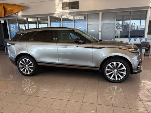 Used 2018 Land Rover Range Rover Velar R-Dynamic HSE image 2