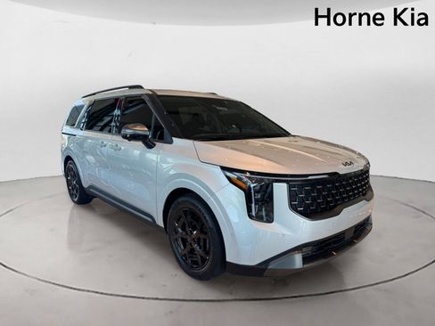 New 2026 Kia Carnival SX w/ SX Dark Edition Package FWD image 2