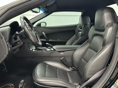 Used 2013 Chevrolet Corvette Convertible RWD image 18