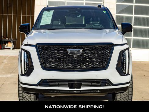 Used 2026 Cadillac Escalade Platinum Sport w/ LPO, Floor Liner Package image 4