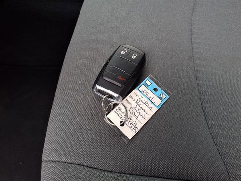 Used 2024 RAM 2500 Big Horn w/ Bed Utility Group image 22