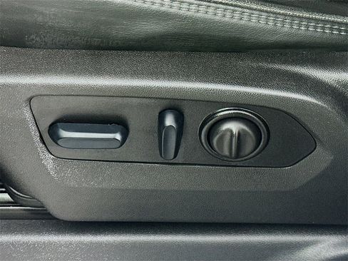 Used 2023 Chevrolet Silverado 2500 High Country w/ Z71 Off-Road Package image 21