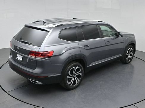 Used 2023 Volkswagen Atlas SEL AWD/4WD image 46