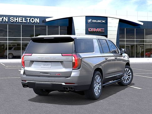 New 2026 GMC Yukon XL Denali w/ Denali Reserve Package AWD/4WD image 4