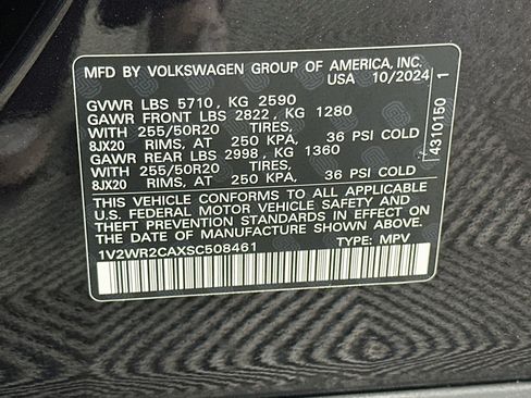 Used 2025 Volkswagen Atlas SE FWD image 12