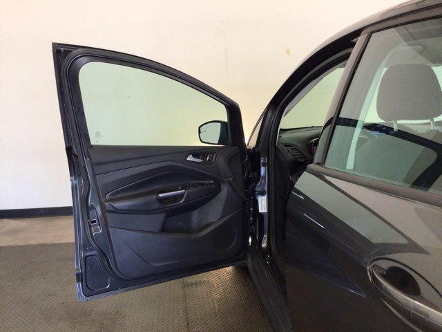 Used 2016 Ford C-MAX SE FWD image 17