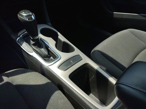 Used 2016 Chevrolet Cruze LS FWD image 26