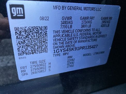 Used 2023 Cadillac Escalade ESV V image 3