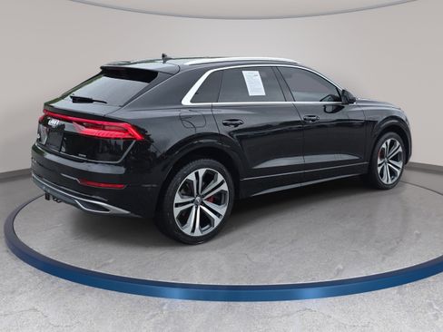 Used 2019 Audi Q8 Prestige AWD/4WD image 5