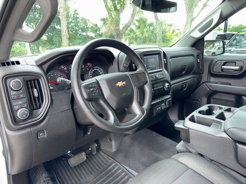 Used 2022 Chevrolet Silverado 1500 Custom AWD/4WD image 19