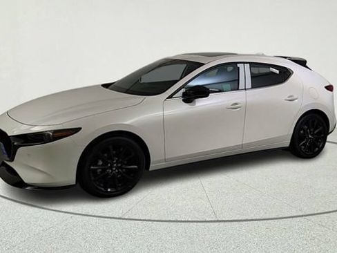 New 2026 MAZDA MAZDA3 Hatchback w/Premium Plus Pkg AWD/4WD image 3