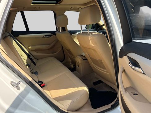 Used 2015 BMW X1 sDrive28i RWD image 10