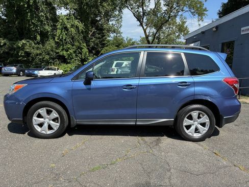 Used 2015 Subaru Forester 2.5i Limited AWD/4WD image 2