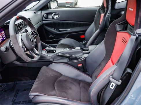 Used 2024 Nissan Z NISMO w/ Floor Mat Package RWD image 20