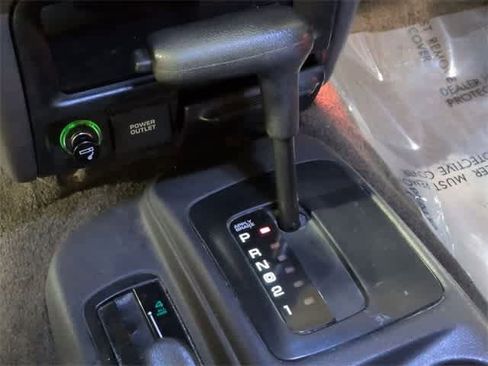 Used 1996 Jeep Grand Cherokee Limited image 30