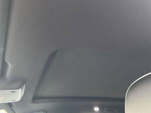 New 2026 Volkswagen Atlas Cross Sport SEL Premium R-Line image 18