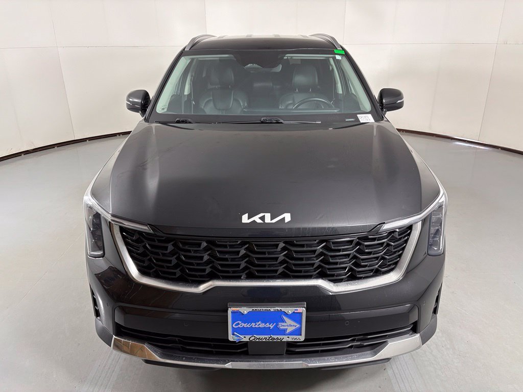Used 2024 Kia Sorento S AWD/4WD image 3
