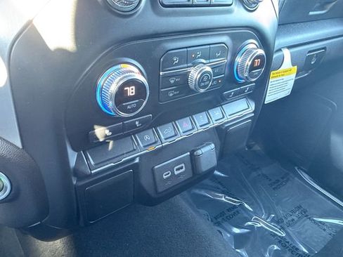 Used 2021 GMC Sierra 1500 Elevation image 34