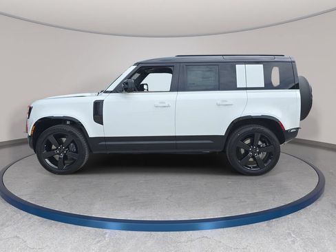 New 2026 Land Rover Defender 110 X-Dynamic SE AWD/4WD image 8