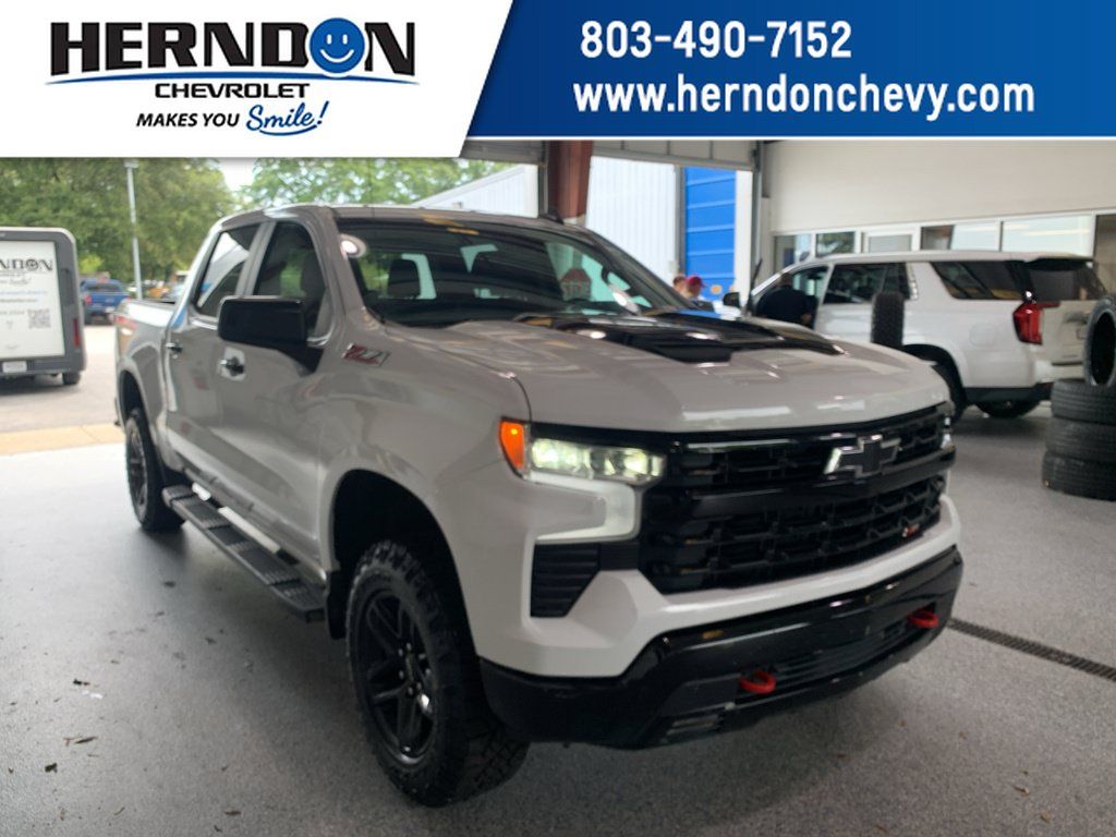 Used 2024 Chevrolet Silverado 1500 LT Trail Boss w/ Protection Package AWD/4WD image 1